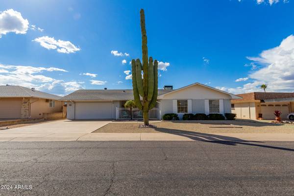 Sun City, AZ 85373,10738 W GARNETTE Drive