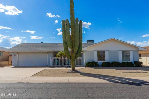 Sun City, AZ 85373,10738 W GARNETTE Drive