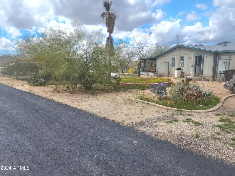 20215 W MOCCASIN Trail, Buckeye, AZ 85326