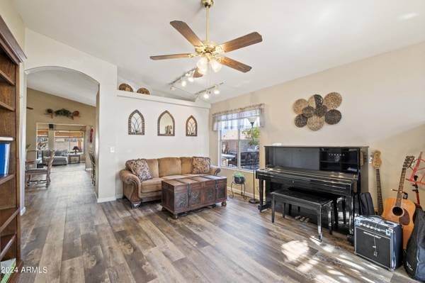 Gilbert, AZ 85233,580 W SAGEBRUSH Street