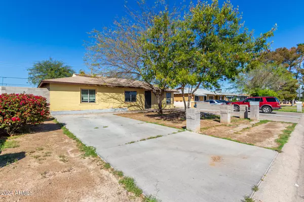 Phoenix, AZ 85041,7012 S 5TH Avenue