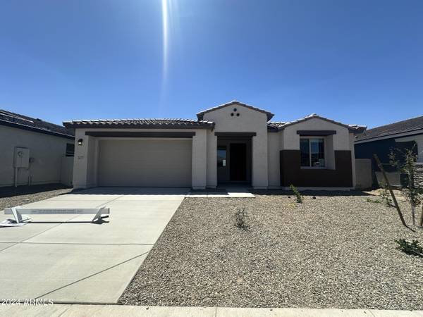 2657 E HOLLYWOOD IKE Avenue, San Tan Valley, AZ 85140