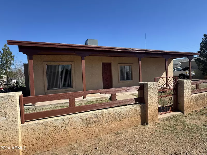 410 W IRVINE Avenue, Douglas, AZ 85607