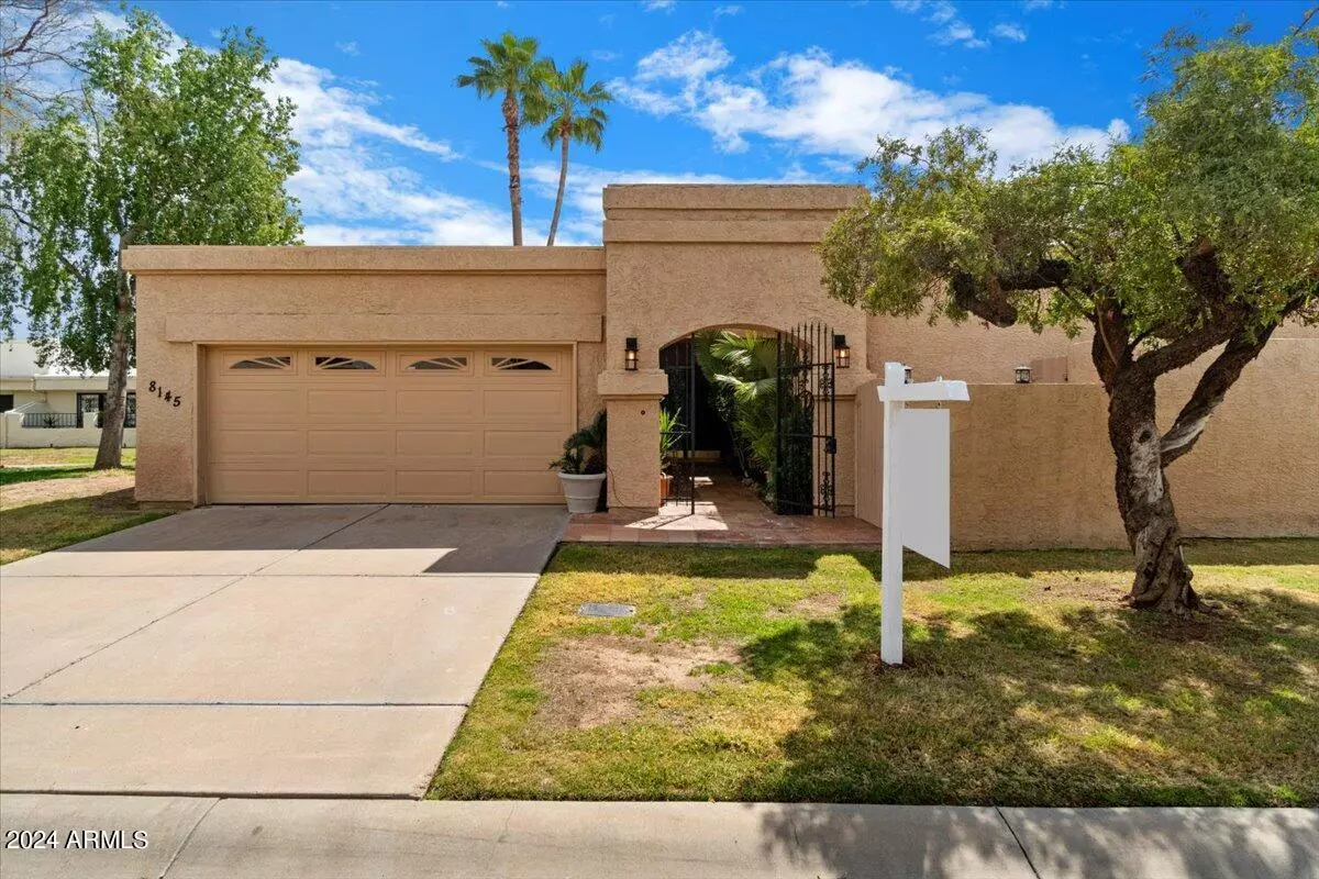 Scottsdale, AZ 85258,8145 E DEL LATON Drive