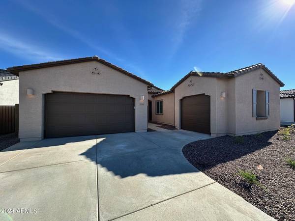 San Tan Valley, AZ 85143,32589 N ARIS Drive