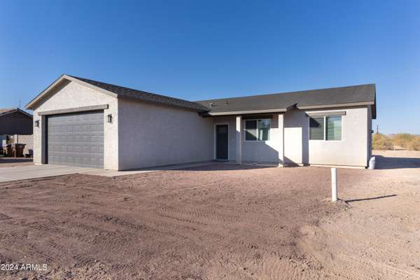 Eloy, AZ 85131,4030 N Palm Circle