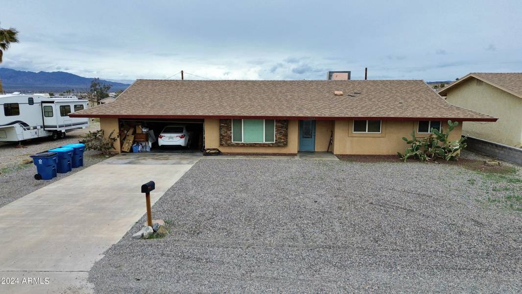 1724 RAINBOW Avenue S, Lake Havasu City, AZ 86403