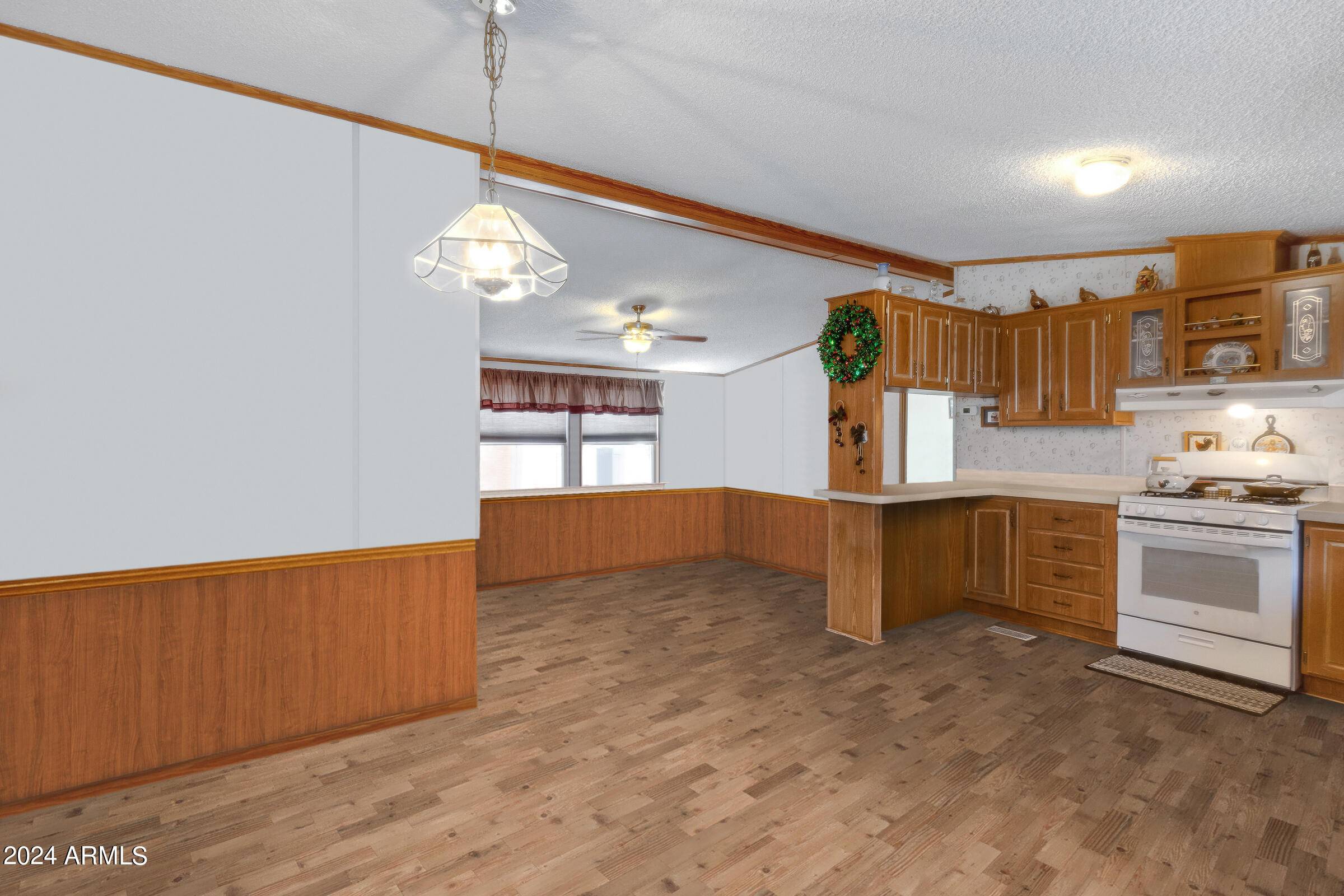 Tempe, AZ 85282,2609 W Southern Avenue #188