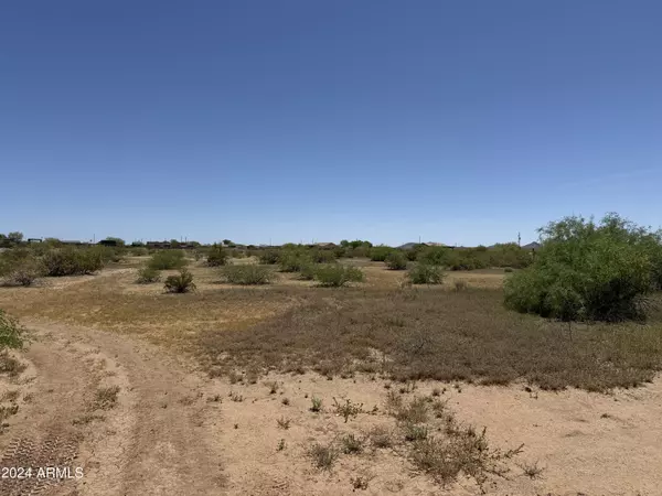 Wickenburg, AZ 85390,0 W Luray Road #-