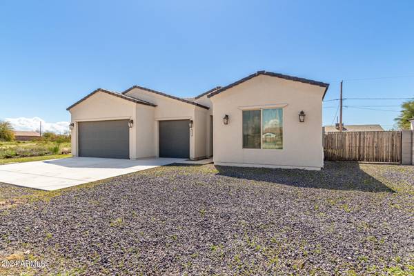 San Tan Valley, AZ 85140,5755 E SHADOW Lane