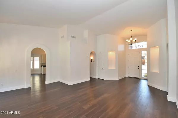 Scottsdale, AZ 85254,16826 N 60TH Place