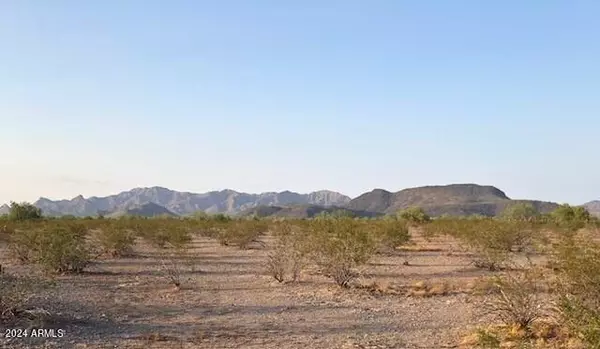 39300 W Northern Avenue #38, Tonopah, AZ 85354