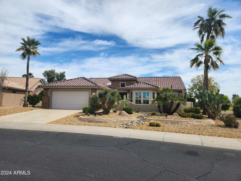 15524 W CLEAR CANYON Drive, Surprise, AZ 85374