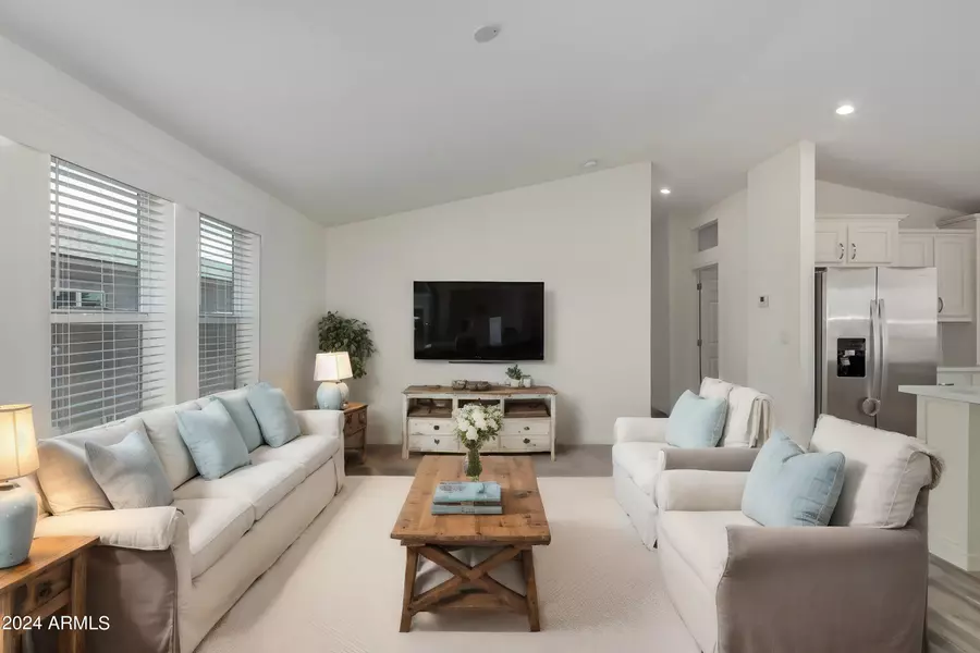 393 W LINCOLN Avenue, Coolidge, AZ 85128