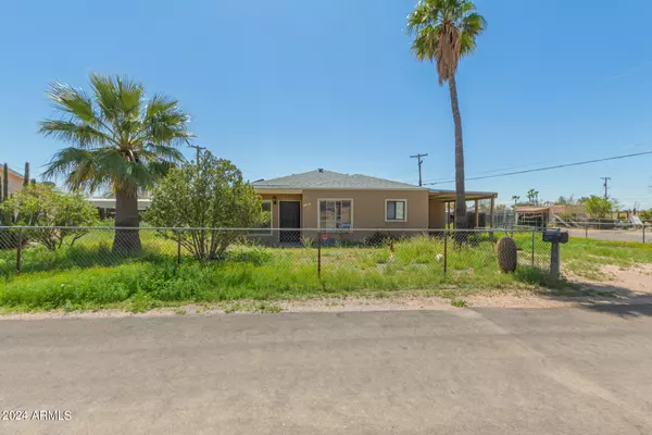 11201 E 6TH Avenue,  Apache Junction,  AZ 85120