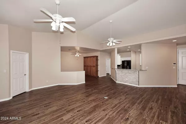 Mesa, AZ 85206,4202 E Broadway Road #225