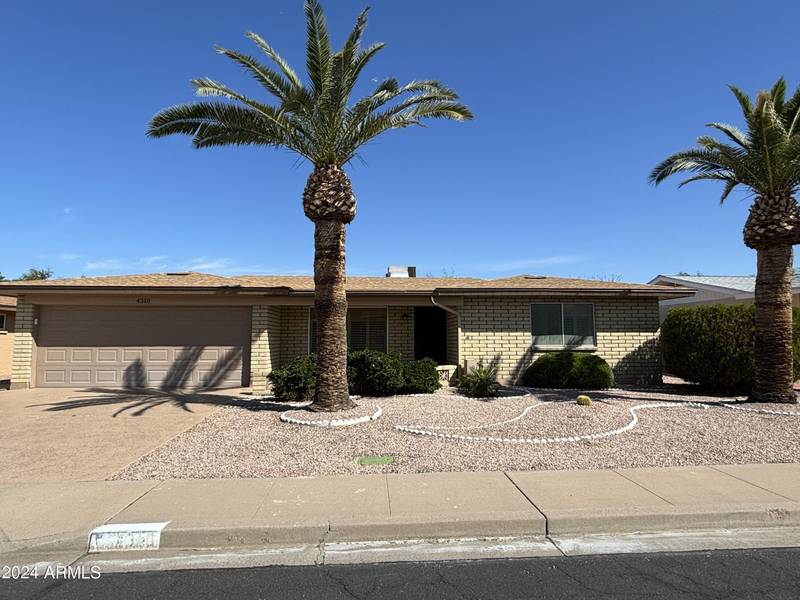 4310 E CARMEL Circle, Mesa, AZ 85206