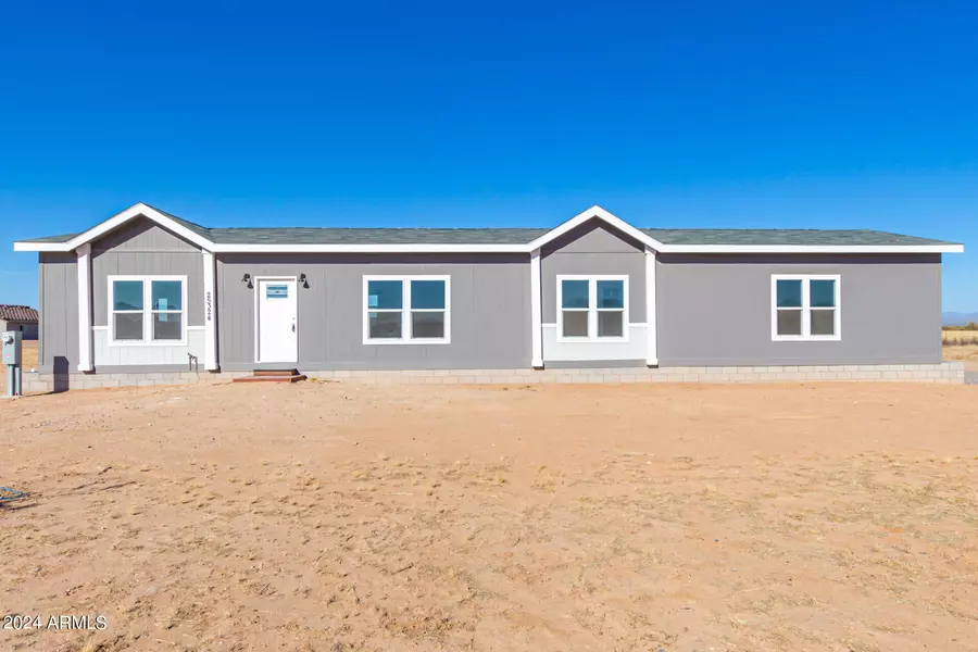 25312 W HUNTER Drive, Wittmann, AZ 85361