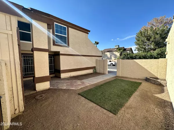 Phoenix, AZ 85024,433 E KRISTAL Way