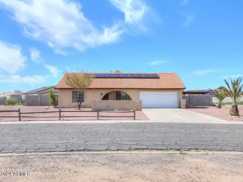 8721 W VALDEZ Drive, Arizona City, AZ 85123