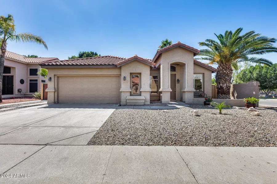 6091 W ABRAHAM Lane, Glendale, AZ 85308