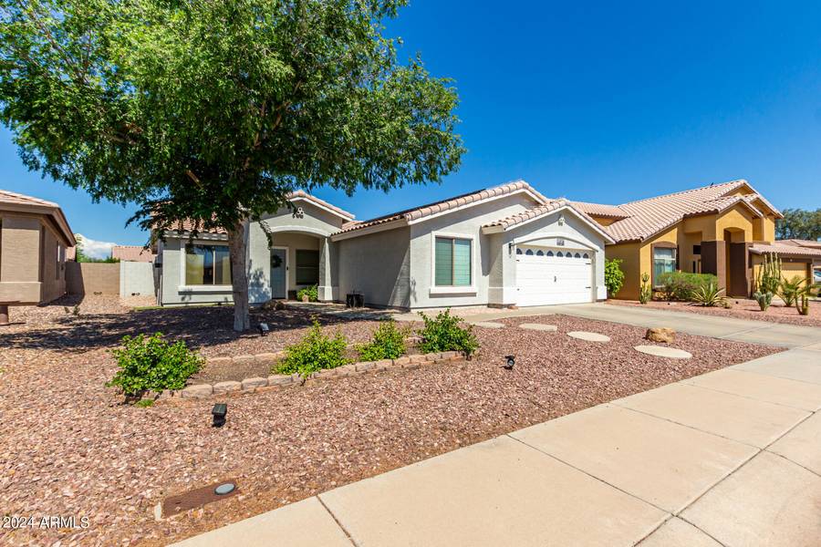 14858 W COUNTRY GABLES Drive, Surprise, AZ 85379