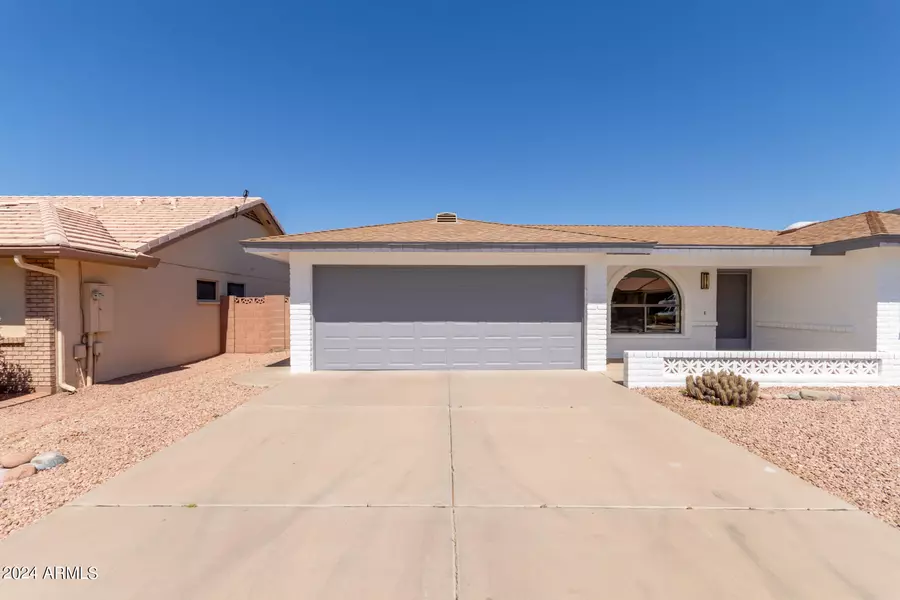 8318 E NATAL Avenue, Mesa, AZ 85209