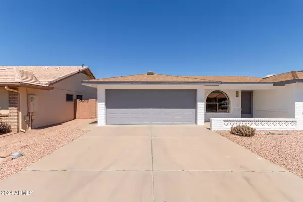 8318 E NATAL Avenue, Mesa, AZ 85209