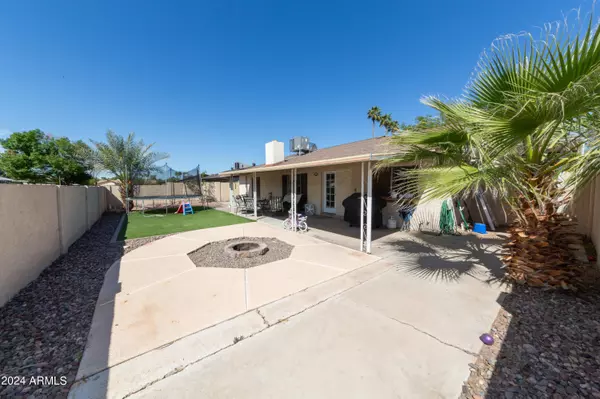 Chandler, AZ 85225,911 W STRAFORD Drive