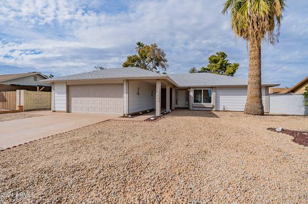 4228 W HEARN Road, Phoenix, AZ 85053