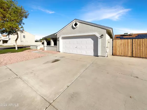 4594 W PIUTE Avenue, Glendale, AZ 85308