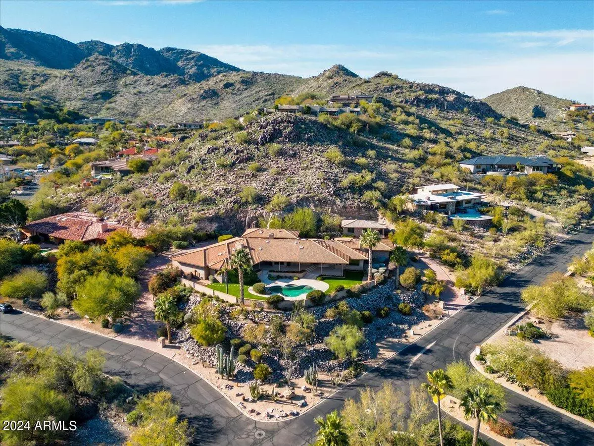 Paradise Valley, AZ 85253,4698 E FOOTHILL Drive