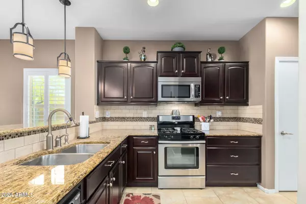 Phoenix, AZ 85085,27413 N 16TH Lane