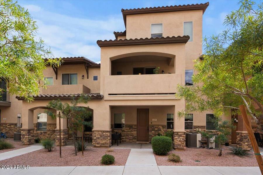 2821 S SKYLINE Drive #115, Mesa, AZ 85212