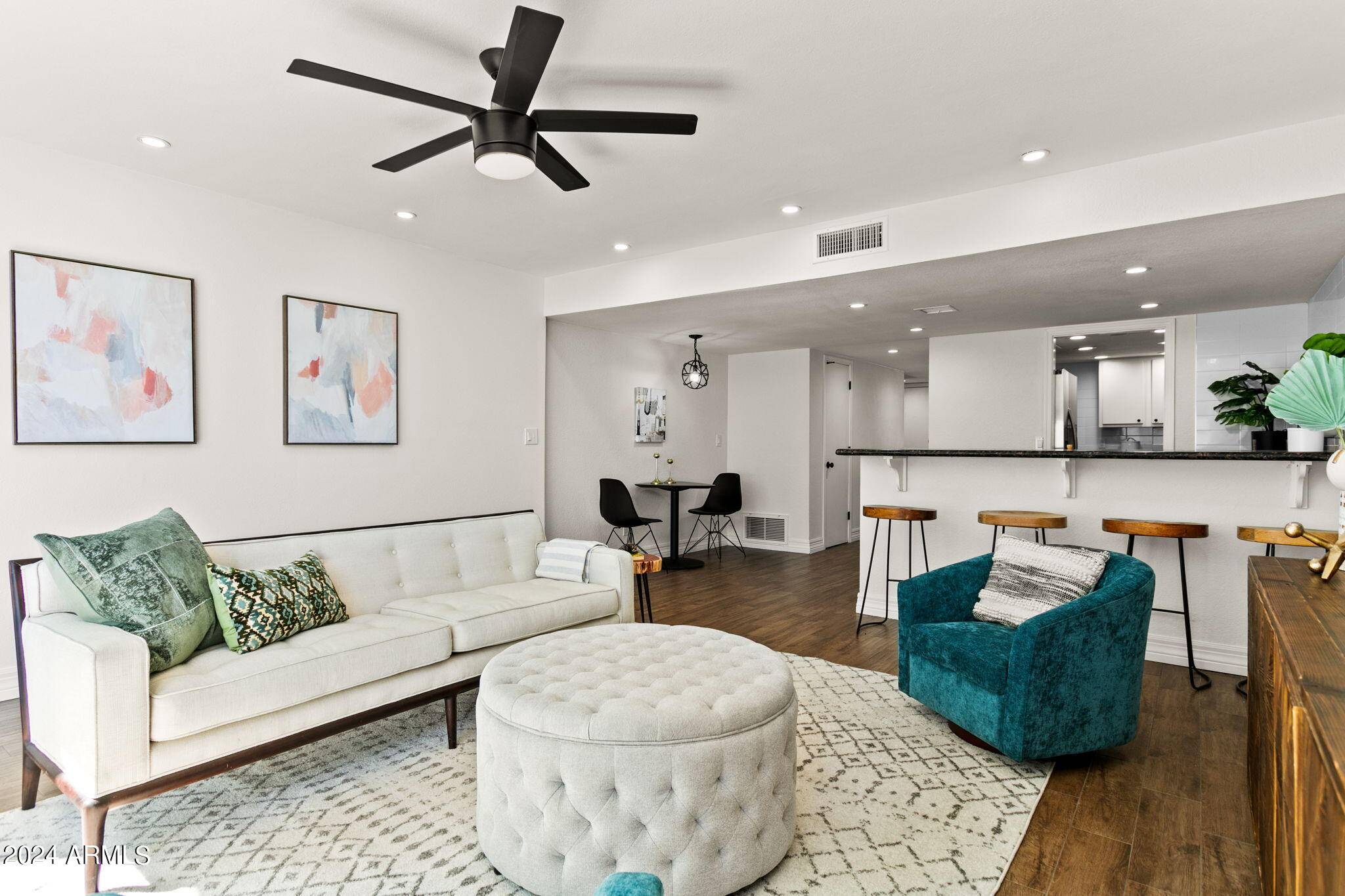 Phoenix, AZ 85018,3411 N 36TH Place