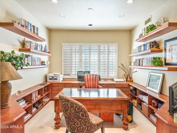 Scottsdale, AZ 85258,7425 E GAINEY RANCH Road #41