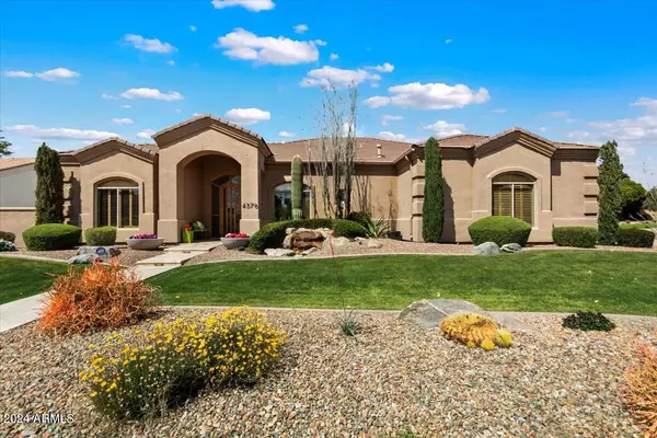 4576 E FORD Avenue, Gilbert, AZ 85234