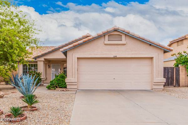 1049 W 14TH Avenue,  Apache Junction,  AZ 85120