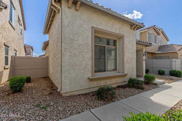 Phoenix, AZ 85037,2343 N 83RD Drive