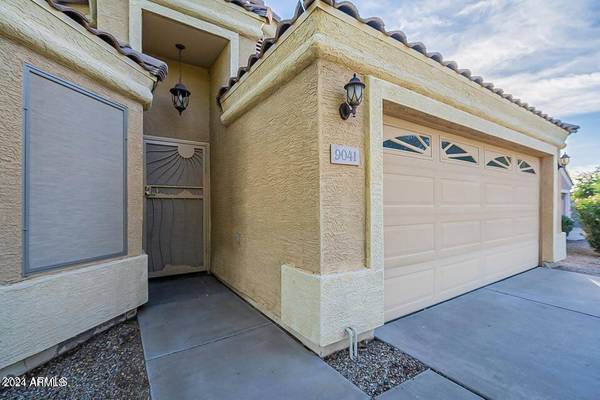 Mesa, AZ 85207,9041 E ELMWOOD Street