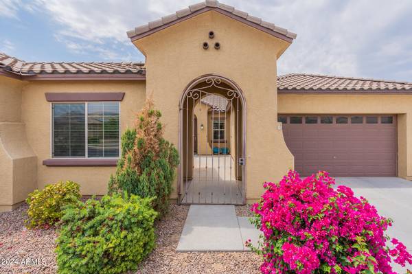 Litchfield Park, AZ 85340,18517 W OREGON Avenue