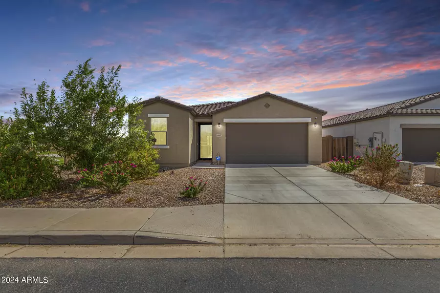 1007 W SULLIVAN Avenue, Coolidge, AZ 85128