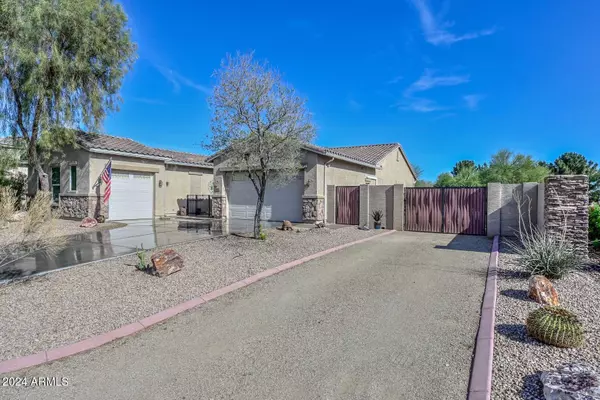 18417 W DENTON Avenue, Litchfield Park, AZ 85340