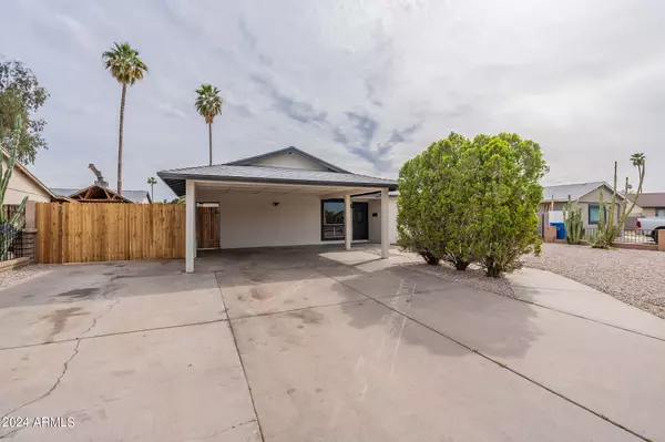 4509 E PECAN Road, Phoenix, AZ 85040