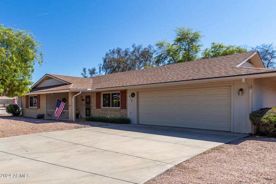 876 S REVOLTA Circle, Mesa, AZ 85208