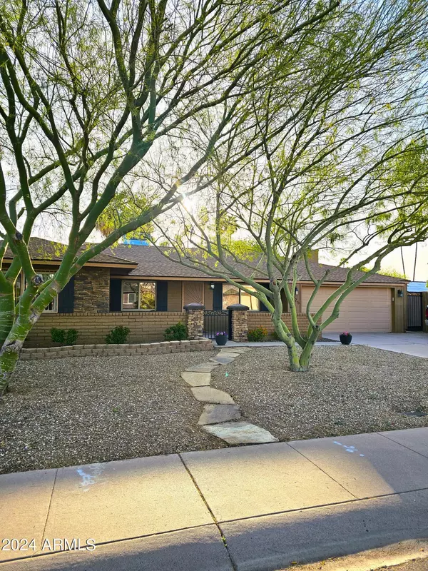 5925 S DORSEY Lane, Tempe, AZ 85283