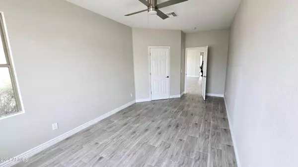 Glendale, AZ 85302,8917 N 65TH Drive