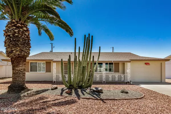 10225 W RIVIERA Drive, Sun City, AZ 85351