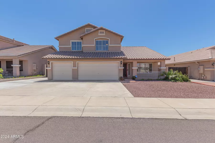 5117 W TOPEKA Drive, Glendale, AZ 85308