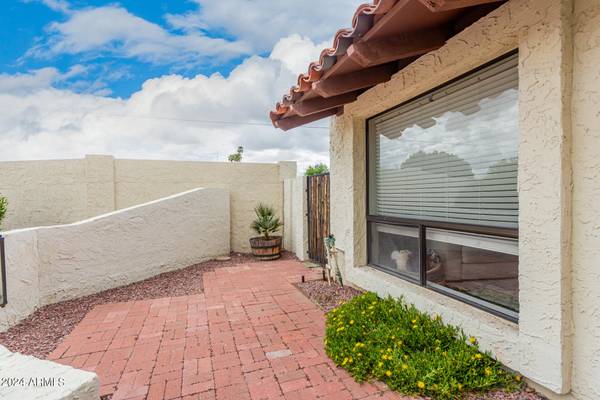 Mesa, AZ 85201,1301 W RIO SALADO Parkway #11